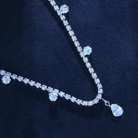 Crystal Droplets Hair Chain - Picture 4 of 6